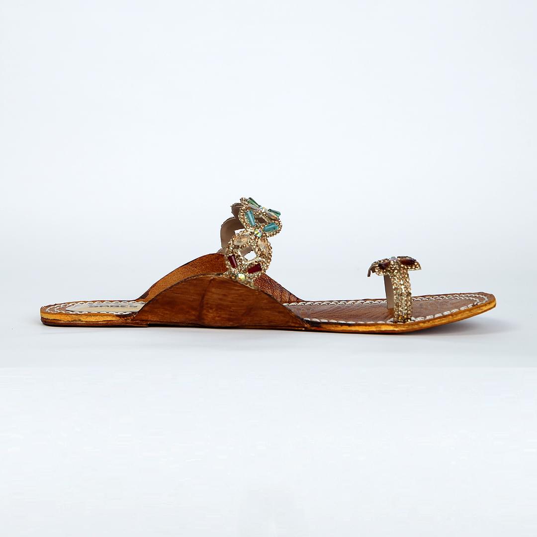 Kolapurie Leather Chappal