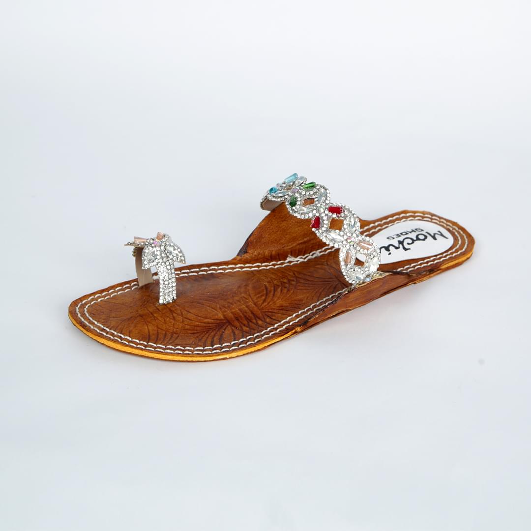 Kolapurie Leather Chappal - Image 2